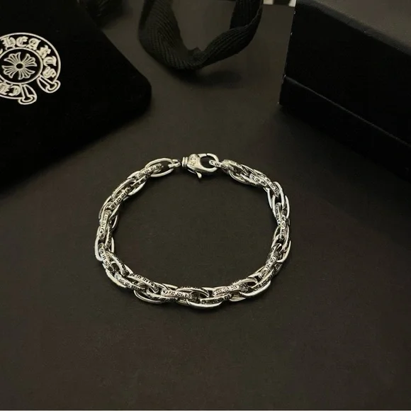 Chrome Hearts Classic Retro Clasp Bracelet - Picture 5 of 9